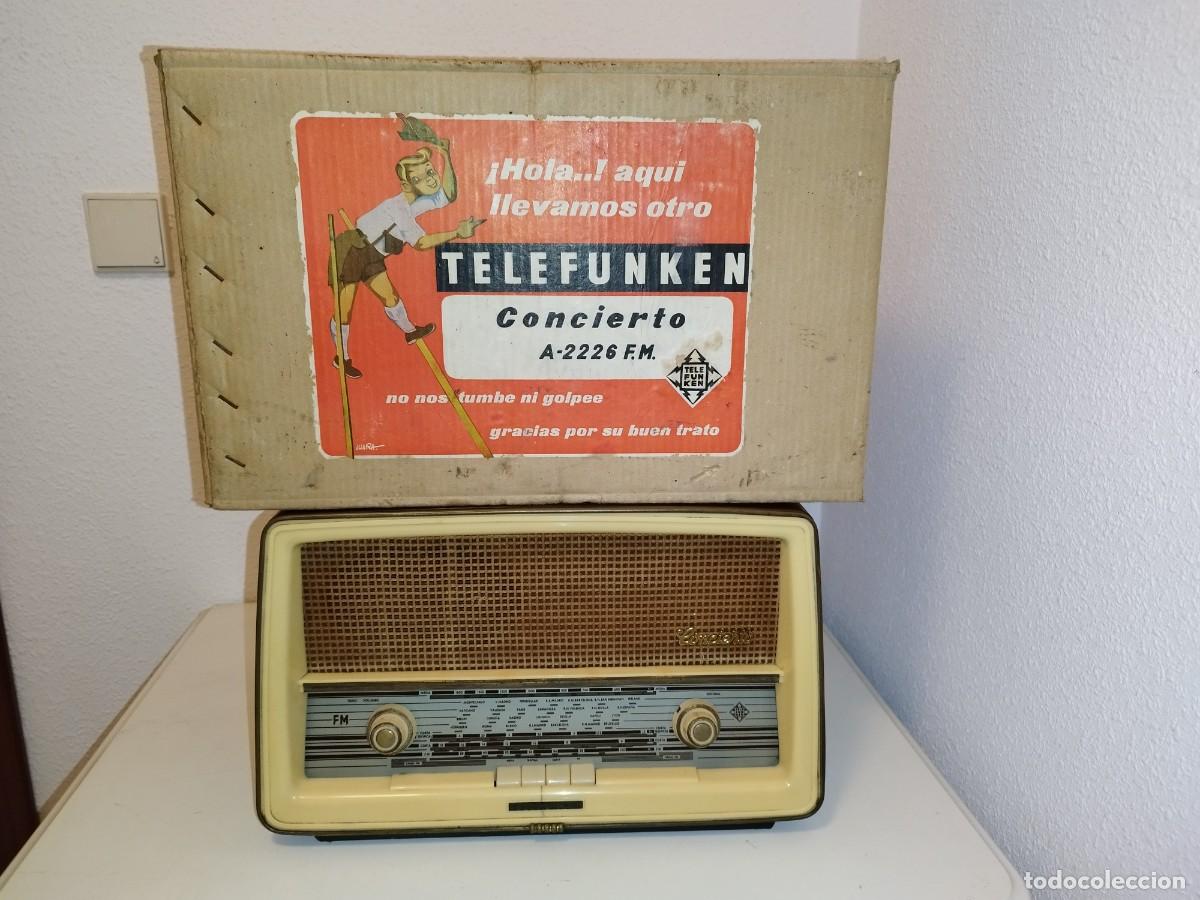 Radios de v&aacute;lvulas: RADIO TELEFUNKEN CONCIERTO 2226 FM DE VALVULAS.&iexcl;&iexcl;&iexcl;&iexcl;&iexcl;&iexcl;&iexcl;FUNCIONA!!!!!