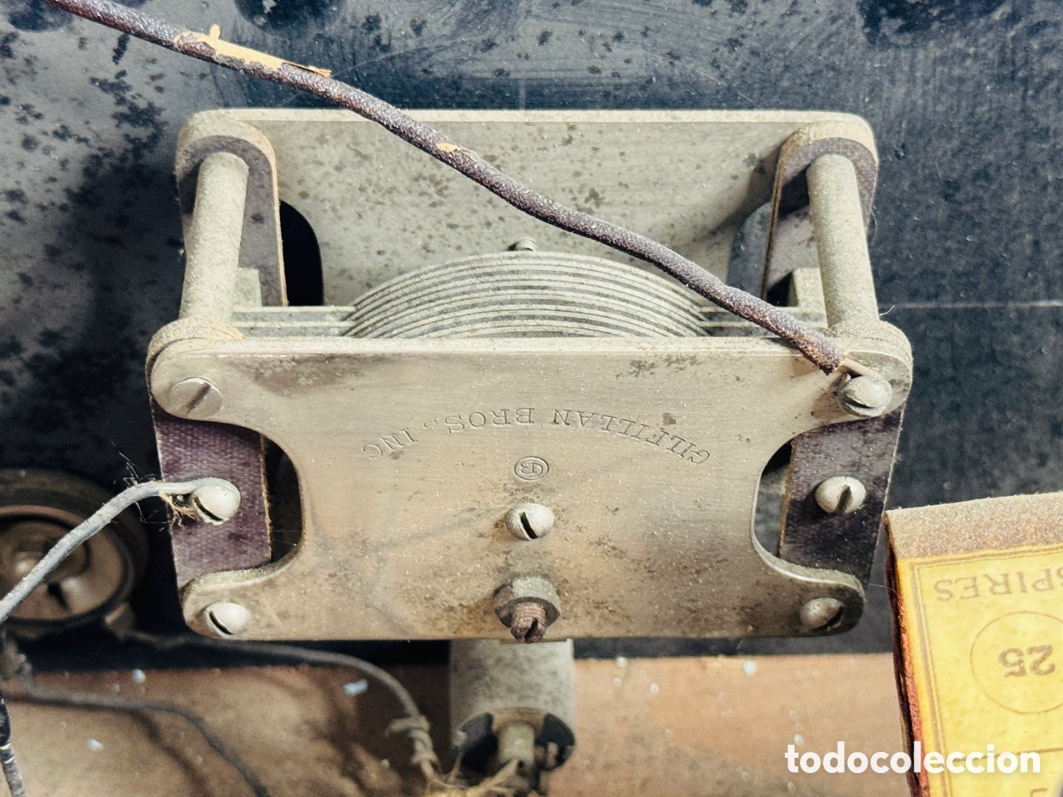 Radios de v&aacute;lvulas: Radio antigua de v&aacute;lvulas estilo cofre, 1920 para restaurar - Foto 23