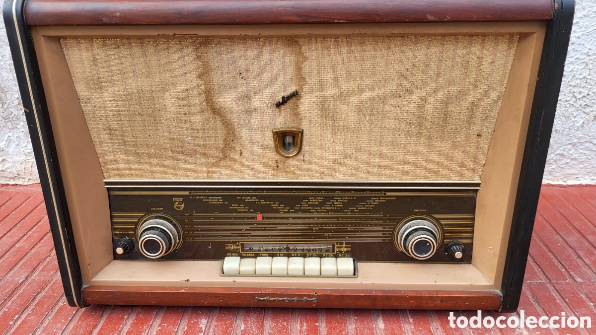 Radios de v&aacute;lvulas: Antigua radio Philips grande