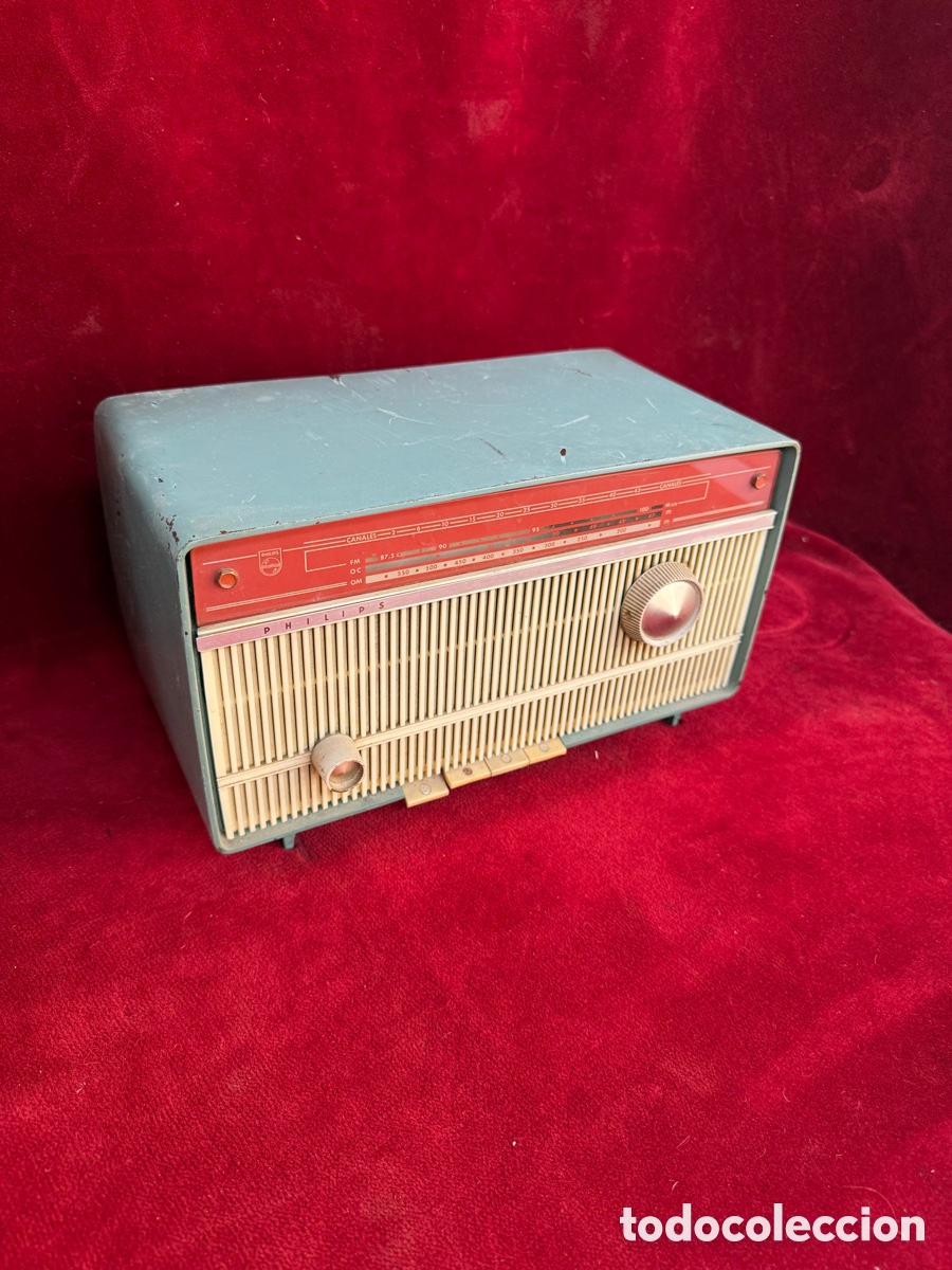 Radios de v&aacute;lvulas: Antigua radio de valvulas,Philips de baquelita!