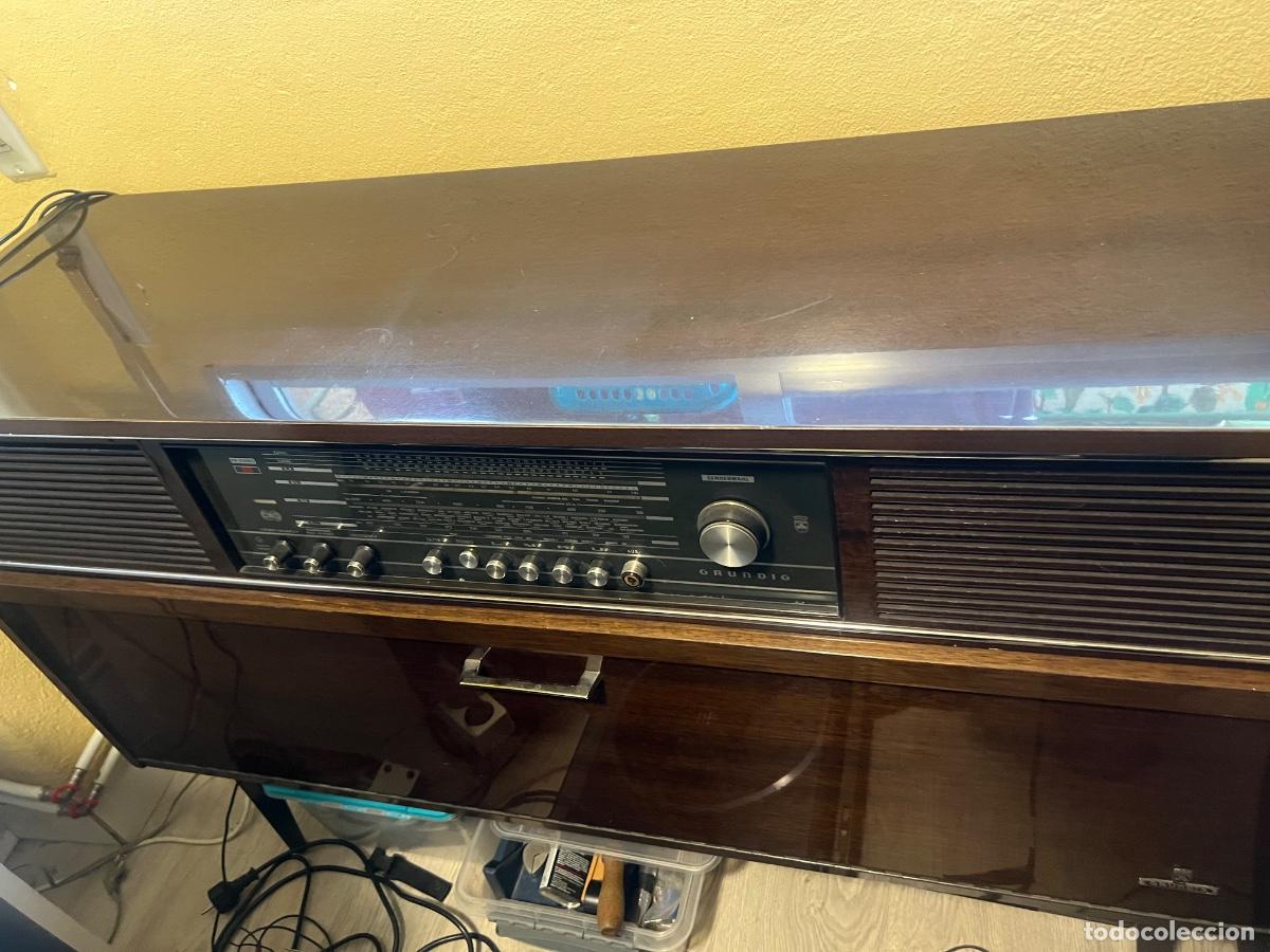 Radios de v&aacute;lvulas: Radio mueble Grunding - Foto 2