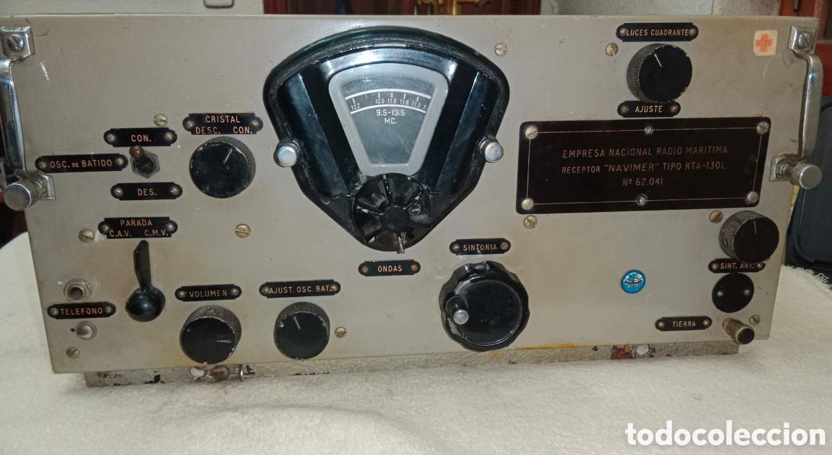 Radios de v&aacute;lvulas: Receptor de radio Militar...