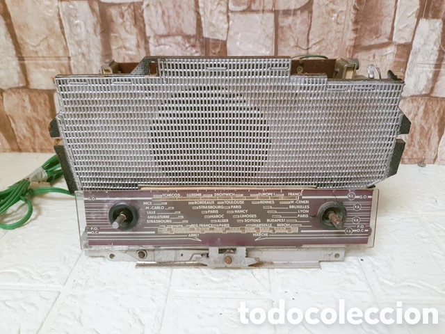 Radios de v&aacute;lvulas: Radio Philips Le Corbusier B2F72A ANTIGUA V&Aacute;LVULAS VINTAGE BAQUELITA &Eacute;POCA CHASIS TUBE