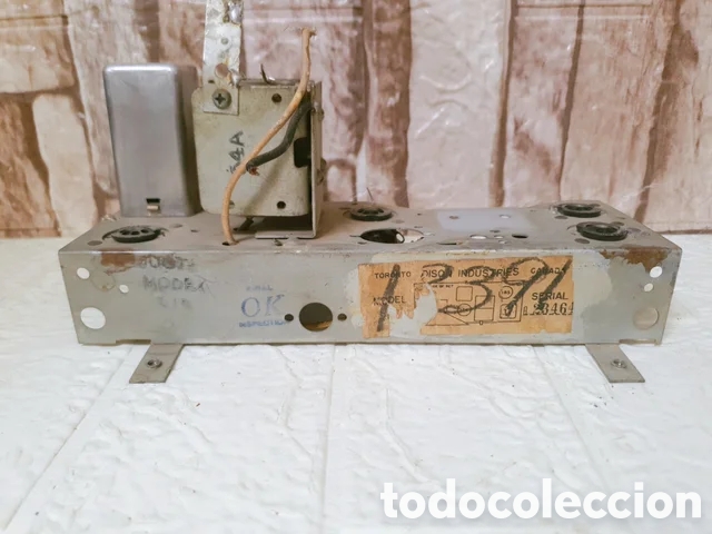 Radios de v&aacute;lvulas: Radio Addison Waterfall model 19 A19 Catalin Toronto ANTIGUA V&Aacute;LVULAS VINTAGE BAQUELITA &Eacute;POCA CHASIS