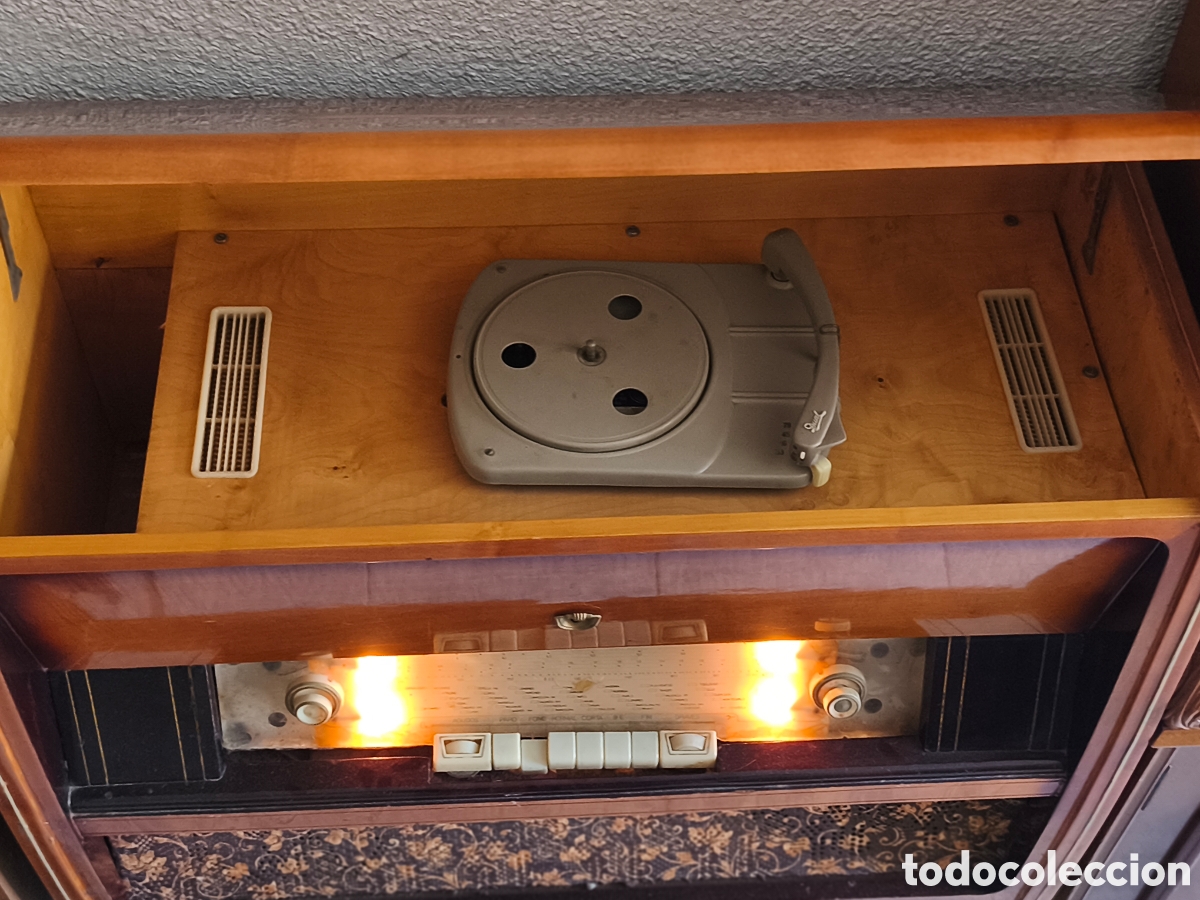 Radios de v&aacute;lvulas: Radio v&aacute;lvulas con tocadiscos - Foto 5