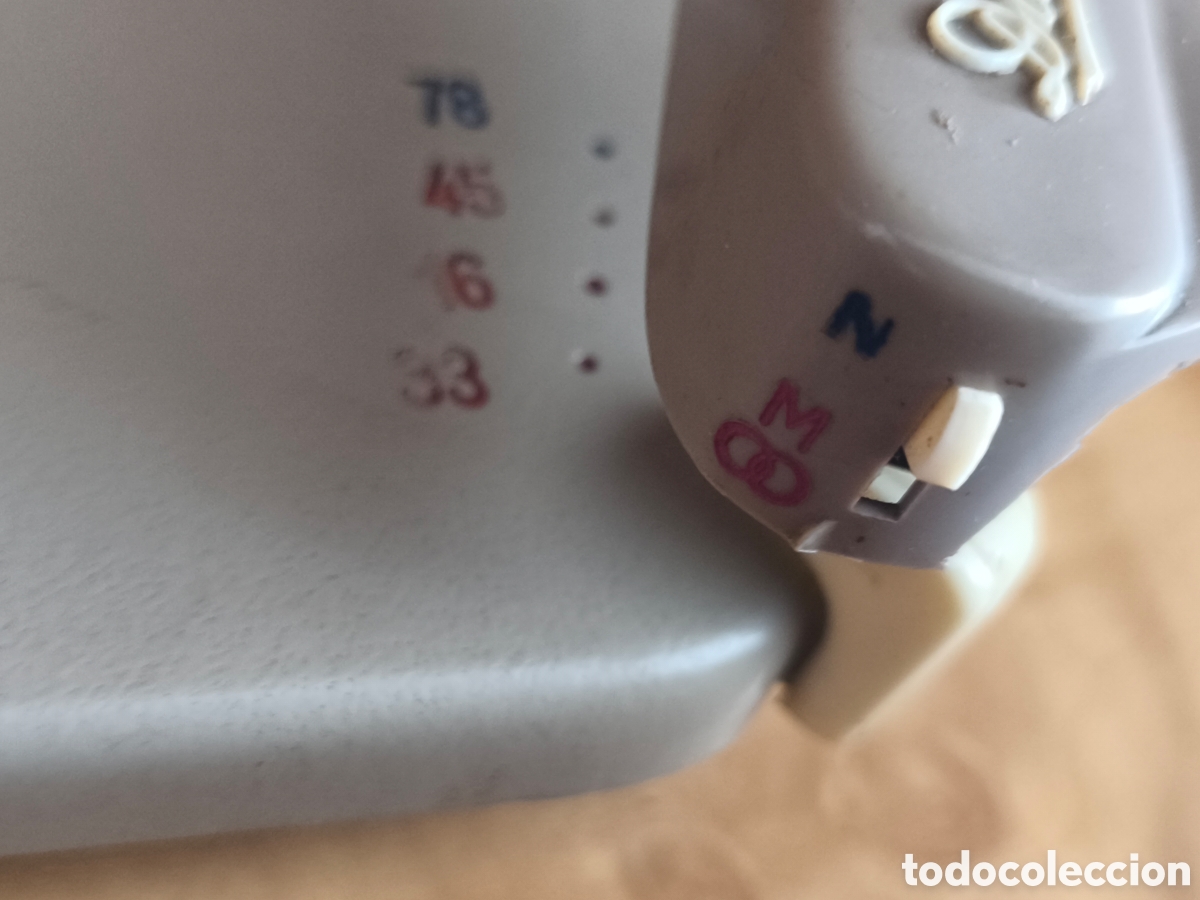 Radios de v&aacute;lvulas: Radio v&aacute;lvulas con tocadiscos - Foto 9