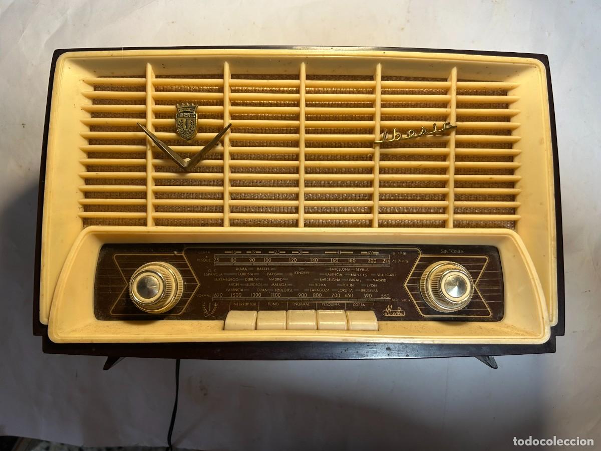 Radios de v&aacute;lvulas: Radio IBERIA A-312 antigua de baquelita (no funciona) radio de valvulas a 125 v