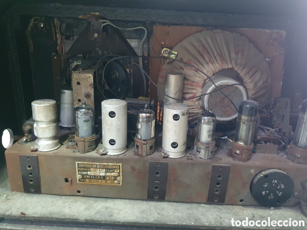 Radios de v&aacute;lvulas: Antigua radio a v&aacute;lvulas Philips. - Foto 5