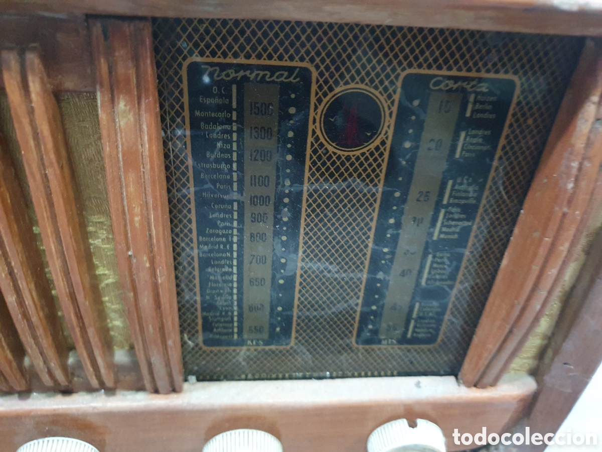 Radios de v&aacute;lvulas: Antigua radio de valvulas - Foto 3