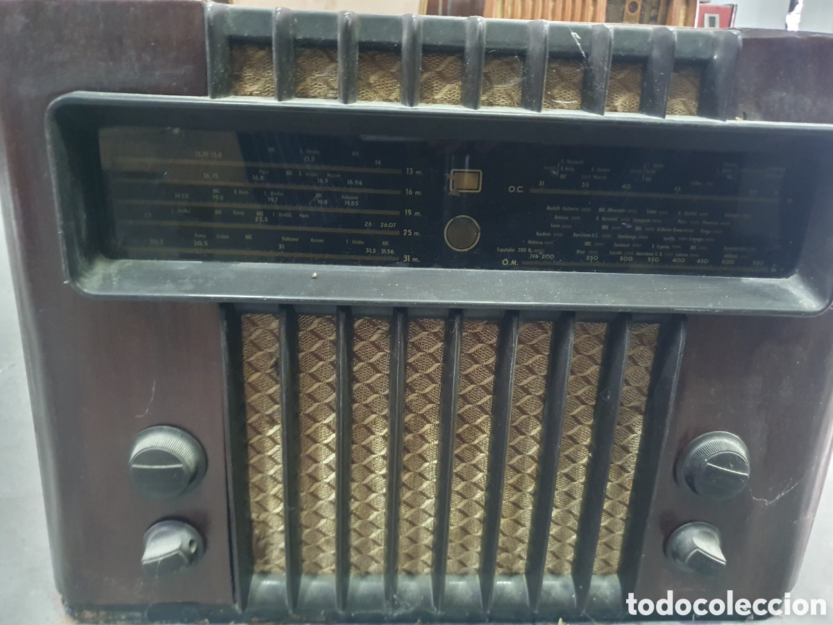 Radios de v&aacute;lvulas: Antigua radio a v&aacute;lvulas. - Foto 5