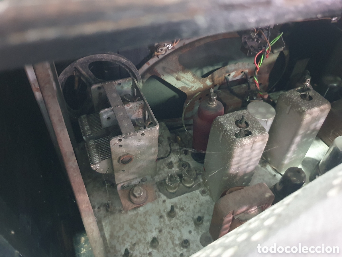 Radios de v&aacute;lvulas: Antigua radio a v&aacute;lvulas. - Foto 7