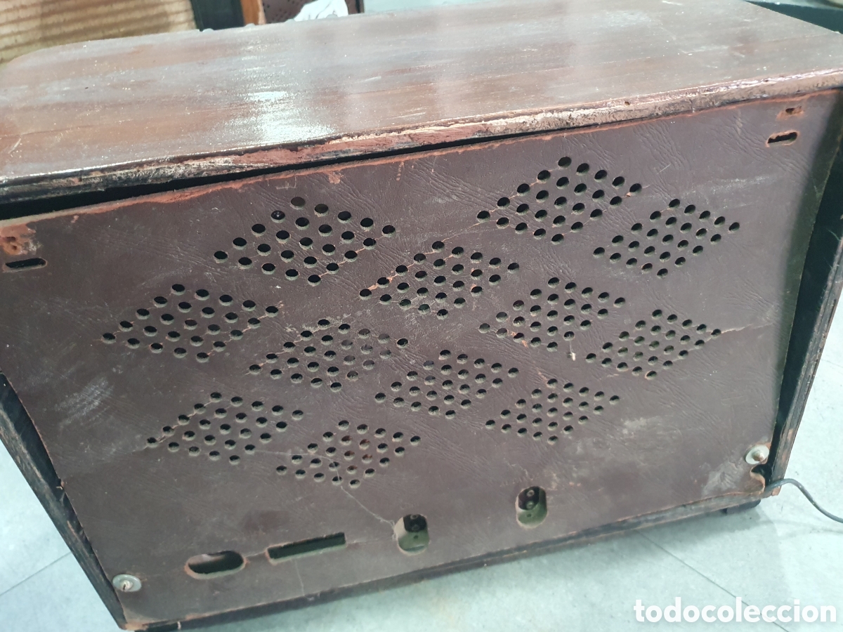 Radios de v&aacute;lvulas: Antigua radio a v&aacute;lvulas. - Foto 8