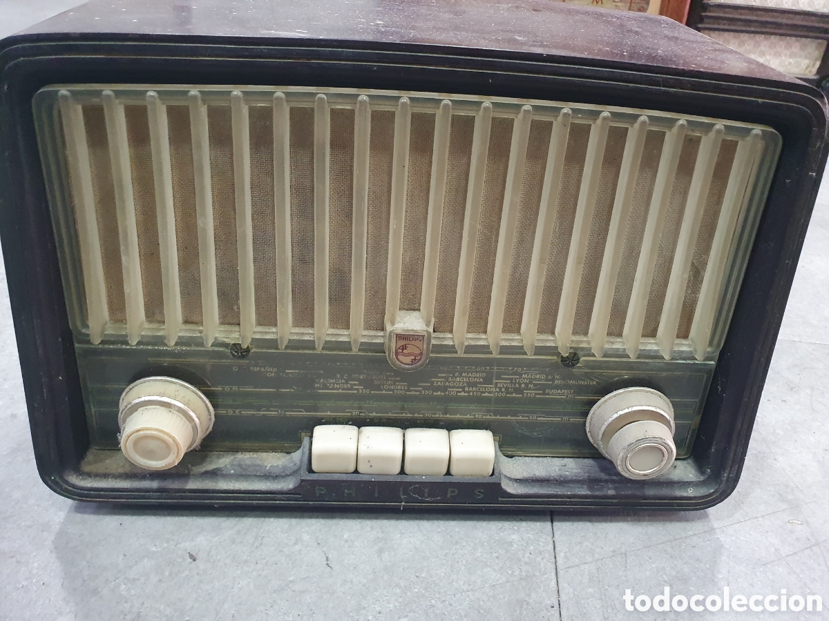 R&ouml;hrenempf&auml;nger: Radio de v&aacute;lvulas Philips de baquelita