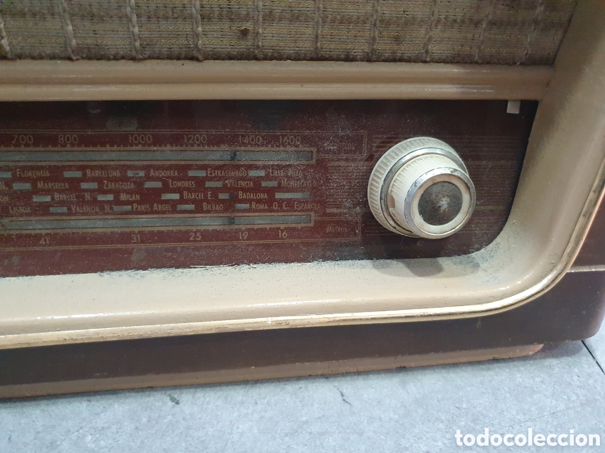 Radios de v&aacute;lvulas: Antigua radio de valvulas - Foto 3
