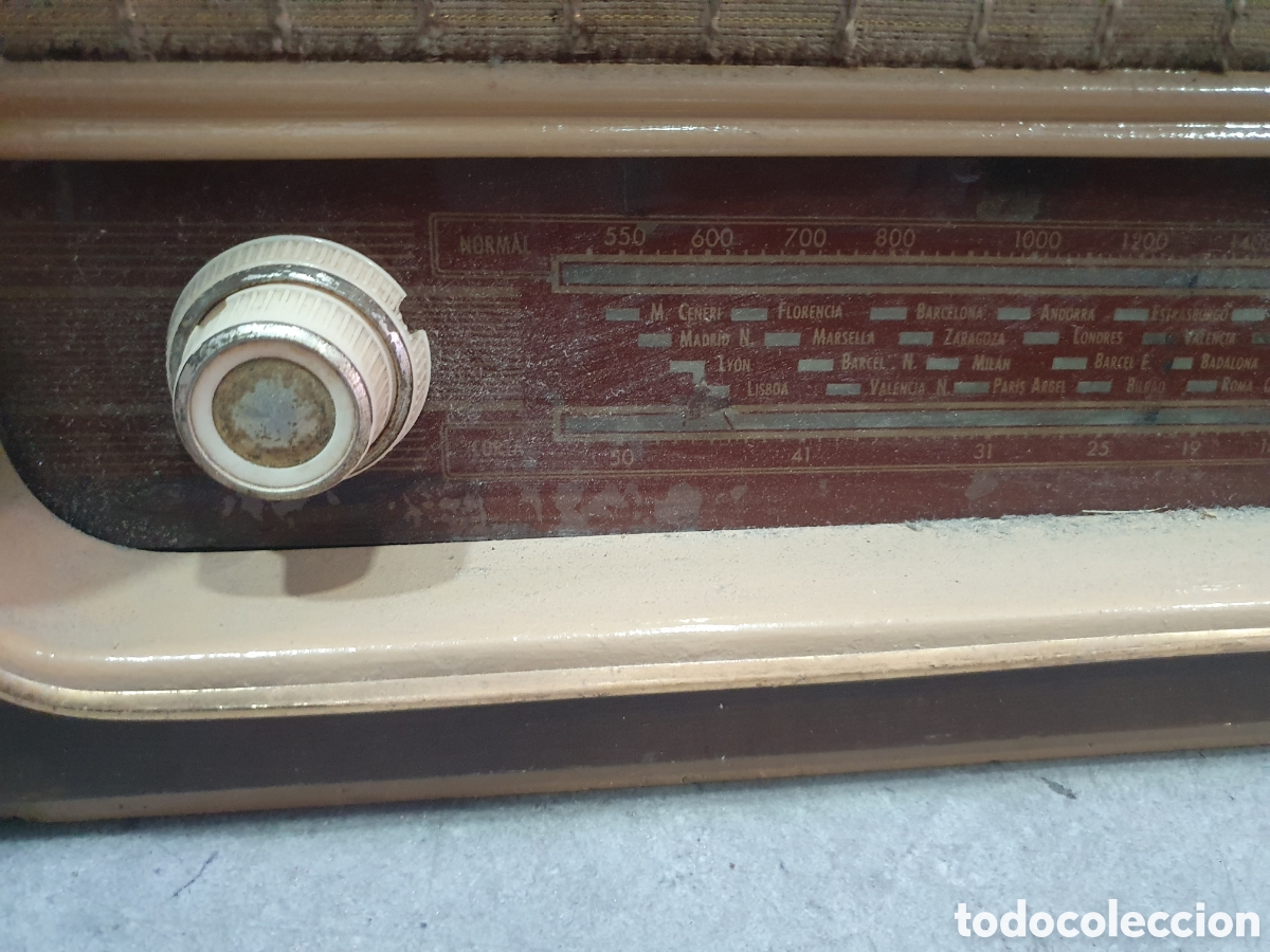 Radios de v&aacute;lvulas: Antigua radio de valvulas - Foto 4