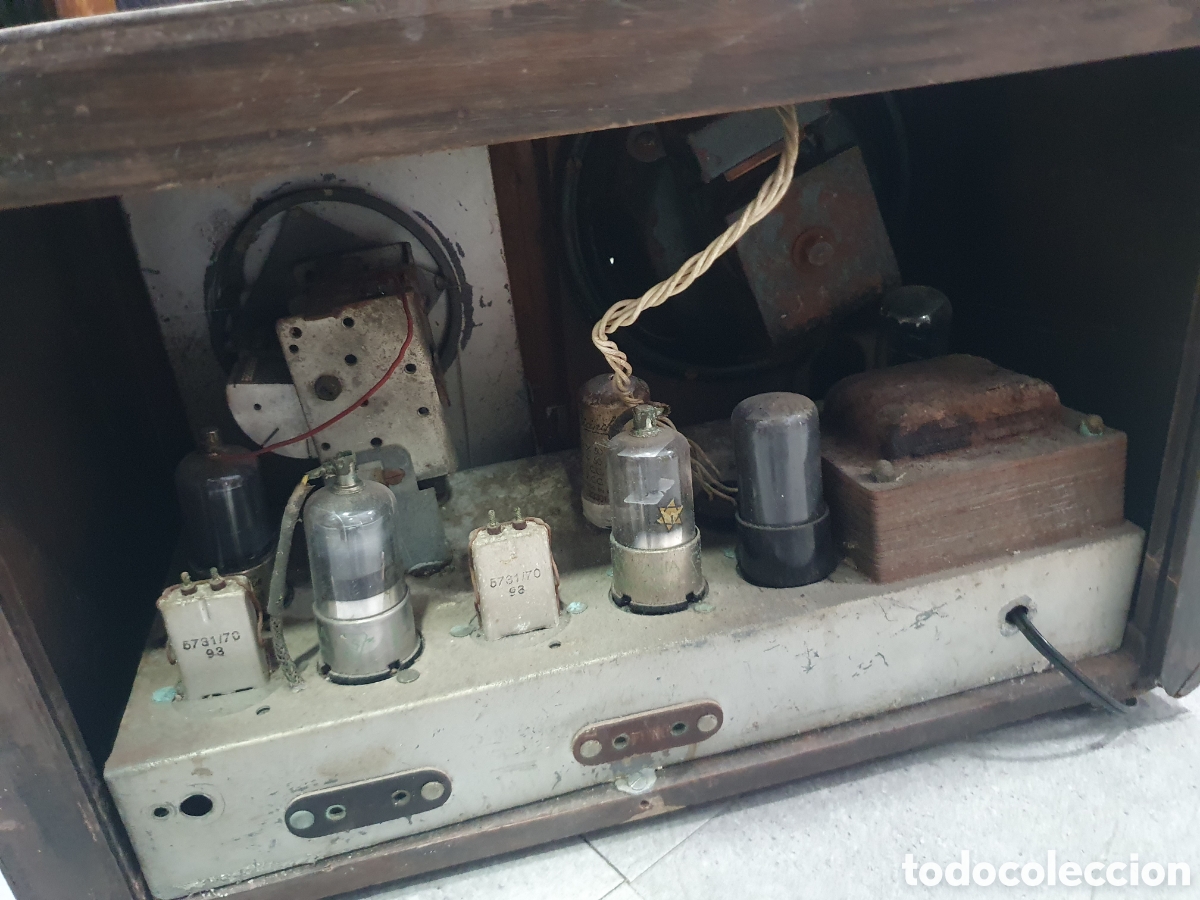 Radios de v&aacute;lvulas: Antigua radio a valvulas - Foto 8