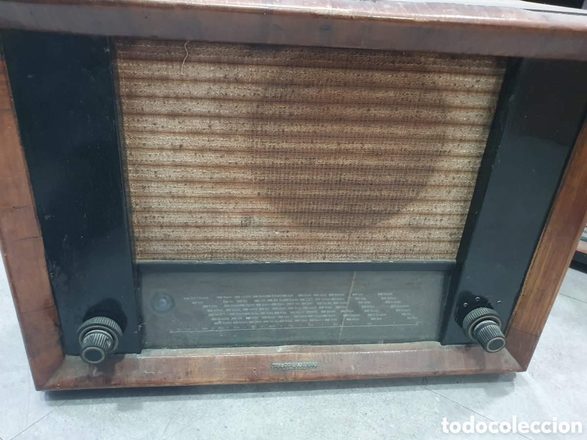Radios de v&aacute;lvulas: Antigua radio a v&aacute;lvulas Telefunken