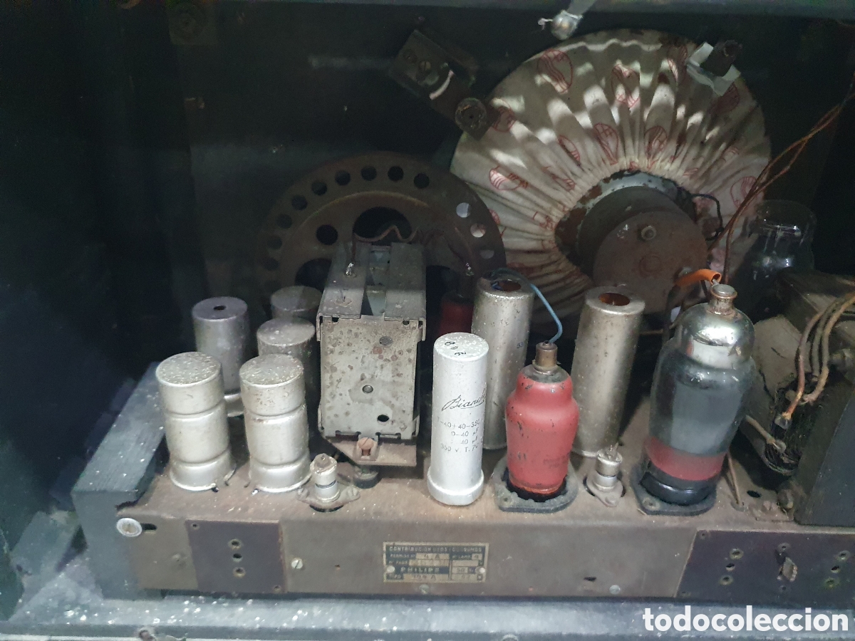 Radios de v&aacute;lvulas: Antigua radio a v&aacute;lvulas Philips - Foto 5