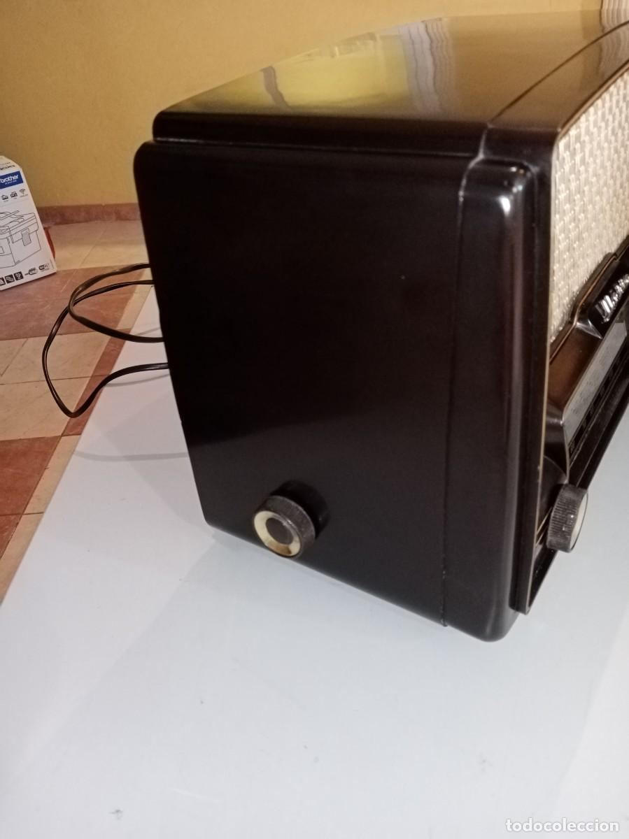 Radios de v&aacute;lvulas: RADIO ANTIGUA IBERIA A-16 - Foto 3