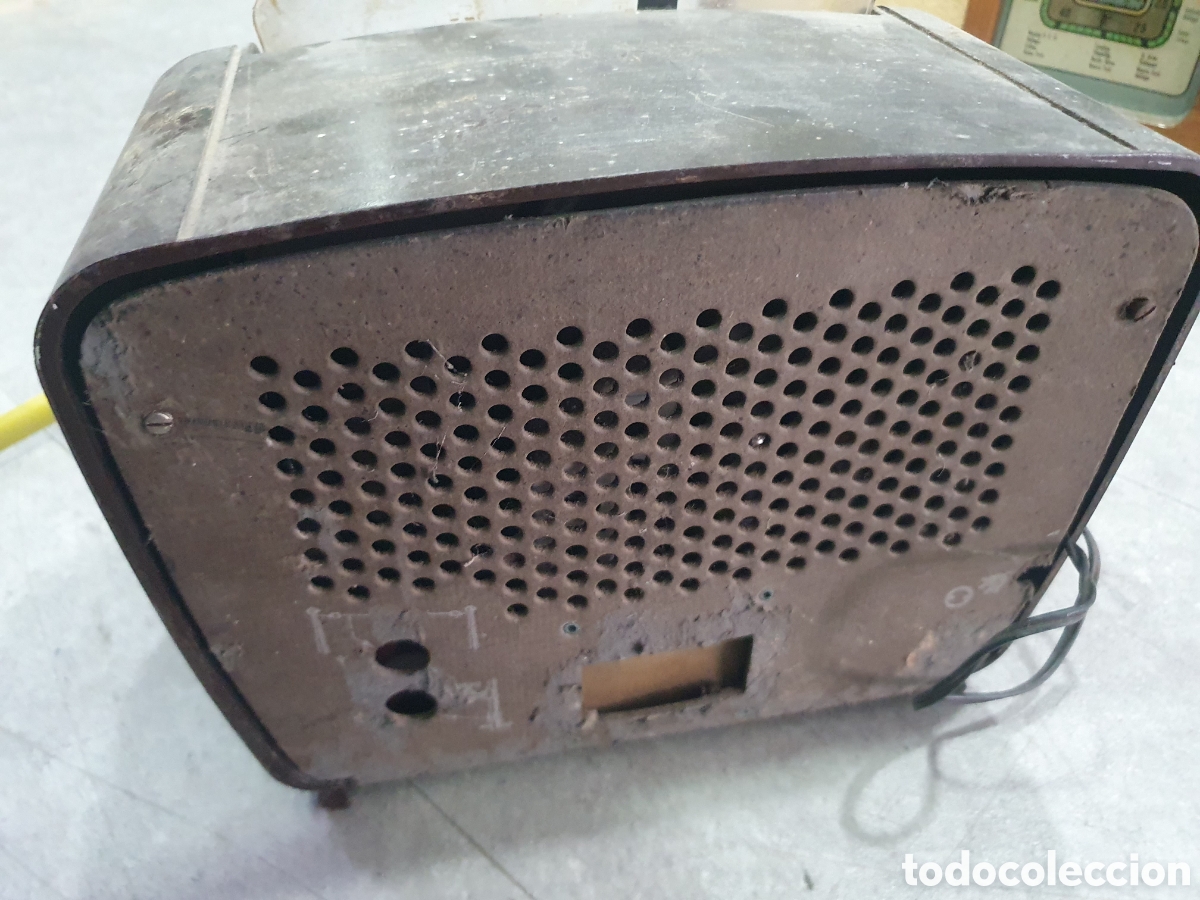 Radios de v&aacute;lvulas: Antigua radio a valvulas - Foto 2