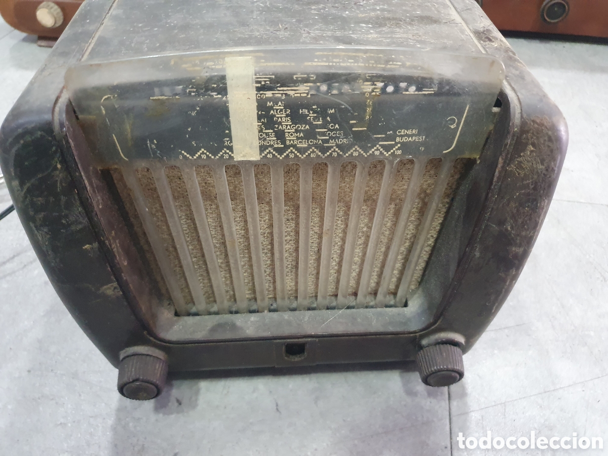 Radios de v&aacute;lvulas: Antigua radio a valvulas - Foto 1