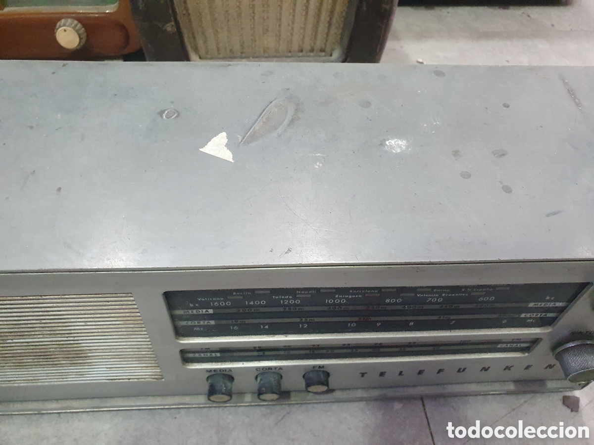 Radios de v&aacute;lvulas: Radio de v&aacute;lvulas Telefunken Campanela - Foto 2