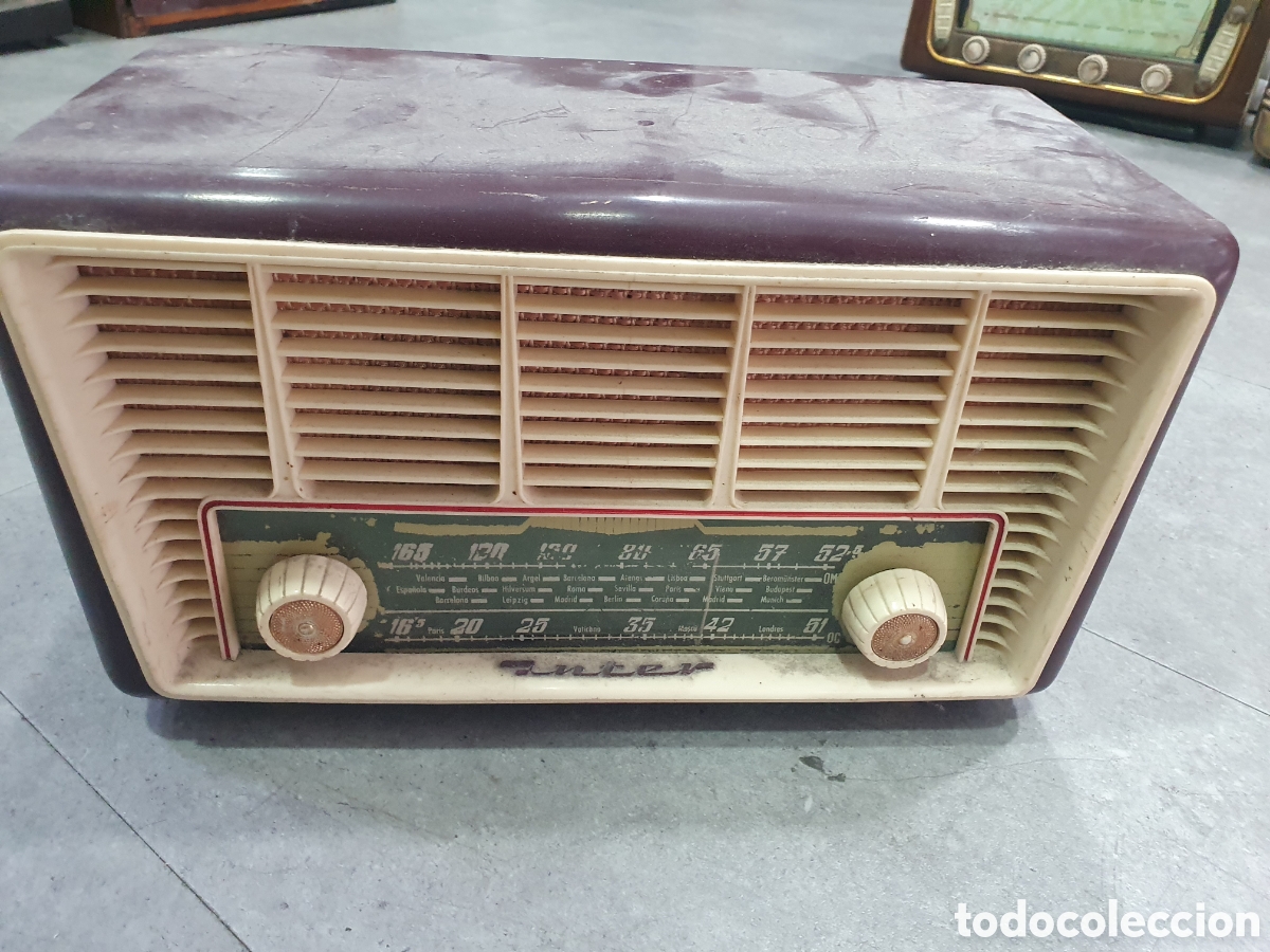Radios de v&aacute;lvulas: Radio a v&aacute;lvulas Inter 416. (B)