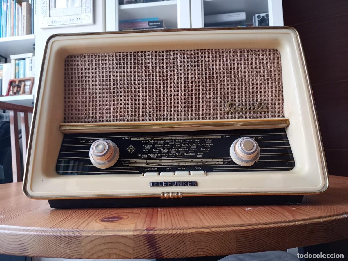 Radios de v&aacute;lvulas: Radio Antigua Telefunken Sonata