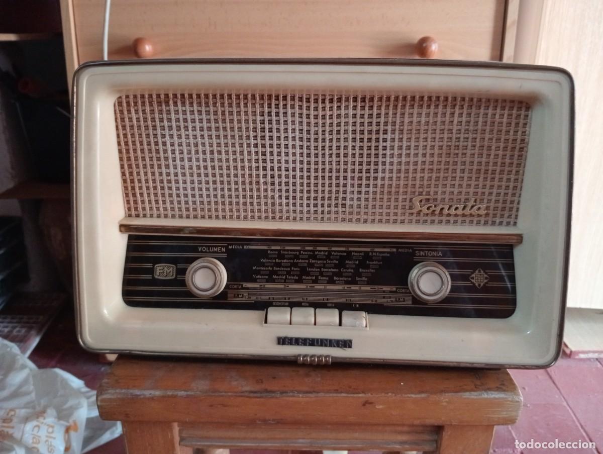 Radios de v&aacute;lvulas: Antigua radio de valvulas para reparar