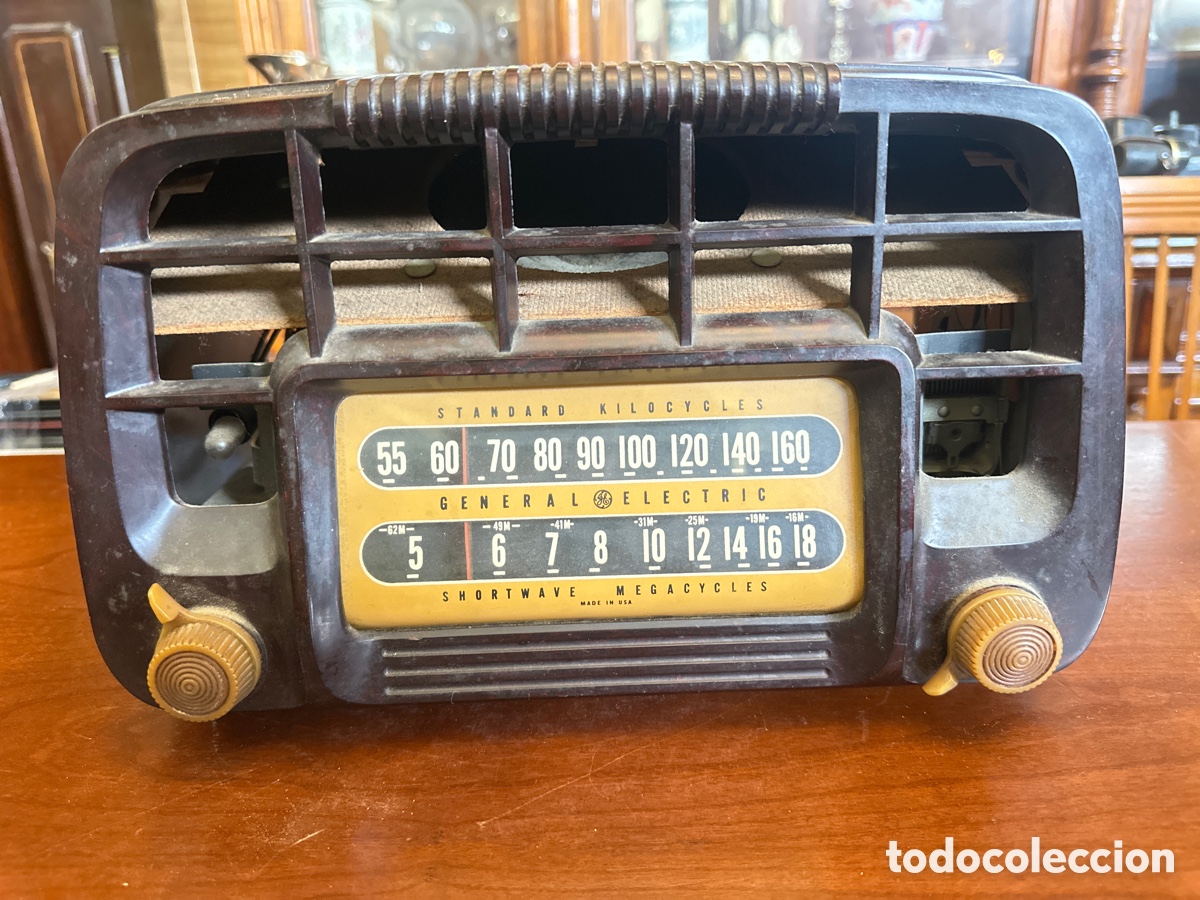 R&aacute;dios de v&aacute;lvulas: ANTIGUA RADIO DE VALVULAS GENERAL ELECTRIC MODELO X 257 HECHO EN U.S.A.