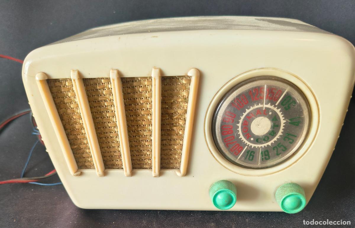 Radios de v&aacute;lvulas: Peque&ntilde;a radio,...............
