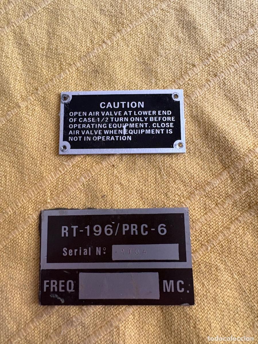Radios &agrave; lampes: Placas identificativas radio RT-196/PRC-6. tel&eacute;fono banana