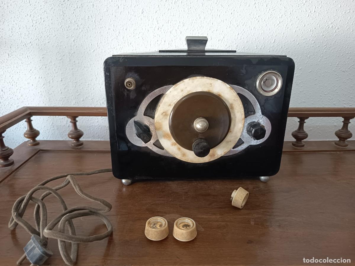 Radios de v&aacute;lvulas: Radio antigua de v&aacute;lvulas