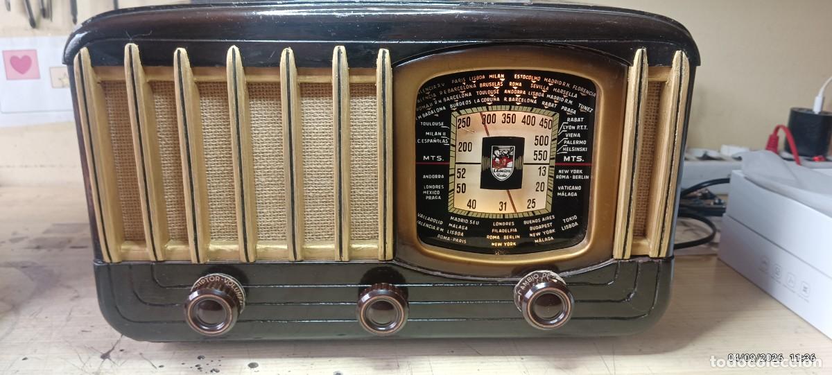 Radios de v&aacute;lvulas: Radio Valvulas Antigua - CLARION - 1947 - Funcionando