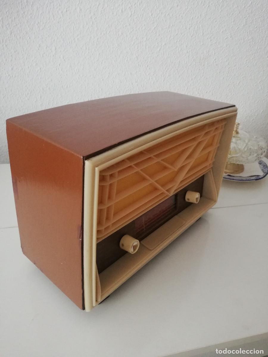 Radios de v&aacute;lvulas: Radio de V&aacute;lvulas, chasis de una Philips - Foto 8