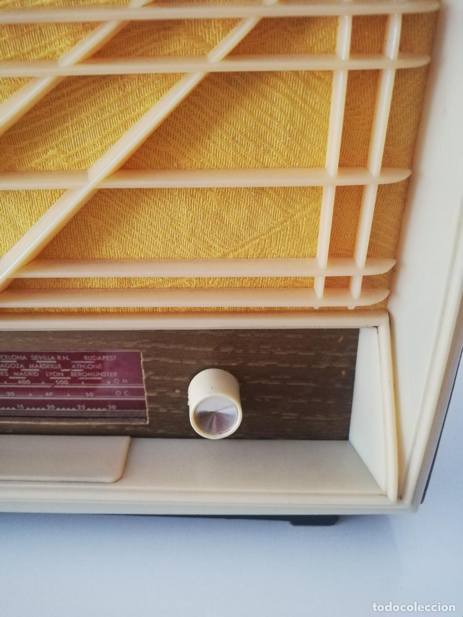 Radios de v&aacute;lvulas: Radio de V&aacute;lvulas, chasis de una Philips - Foto 11