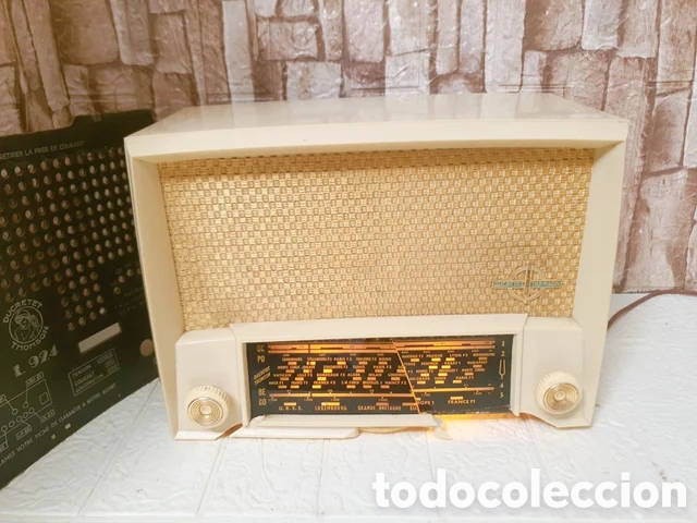 Radios de v&aacute;lvulas: FUNCIONA Radio DUCRETET THOMSON L924 L 924 L-924 ANTIGUA V&Aacute;LVULAS BAQUELITA VINTAGE UCH81 UBC81 UF89