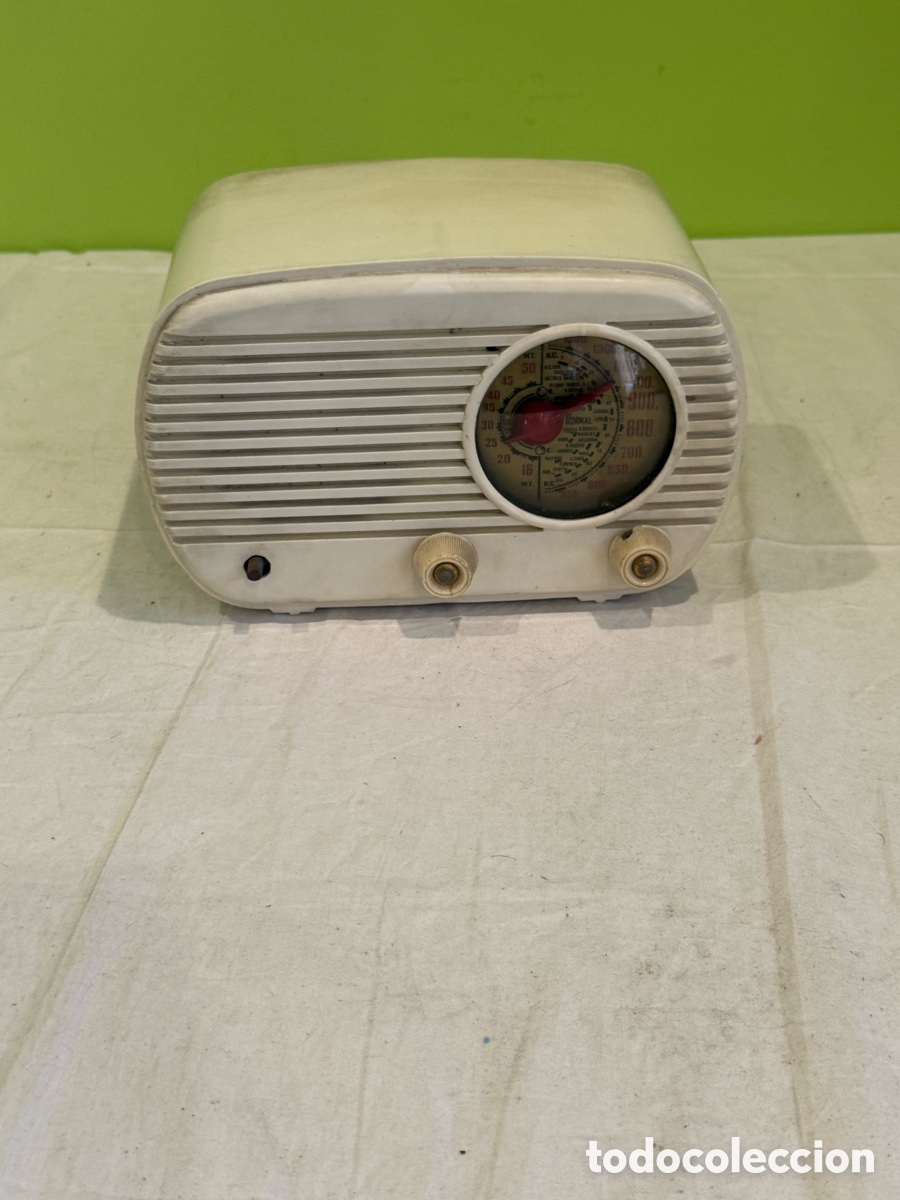 Radios de v&aacute;lvulas: Radio LACORA L-40 Universal de v&aacute;lvulas a&ntilde;os 50 &ndash; peque&ntilde;a radio antigua de sobremesa vintage
