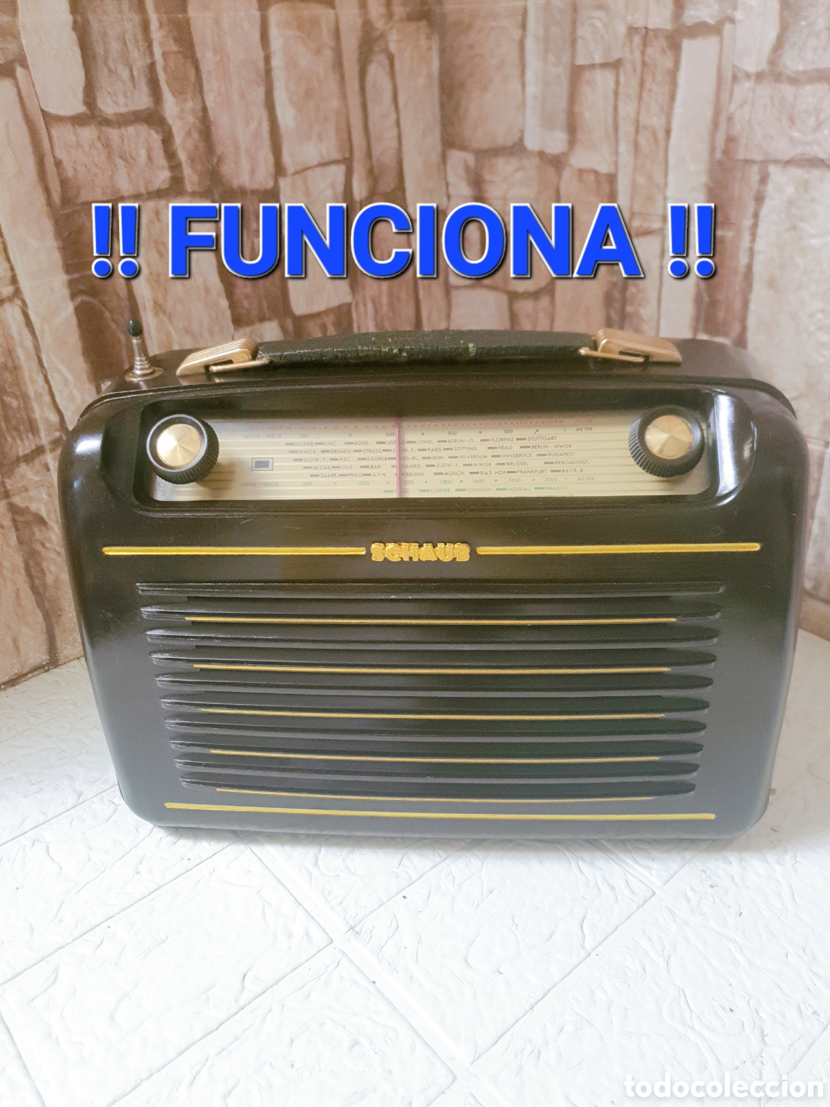 Radios de v&aacute;lvulas: ! FUNCIONA ! RADIO PORTATIL DE V&Aacute;LVULAS SCHAUB LORENZ AMIGO 55 III 3 ANTIGUA VINTAGE BAQUELITA &Eacute;POCA
