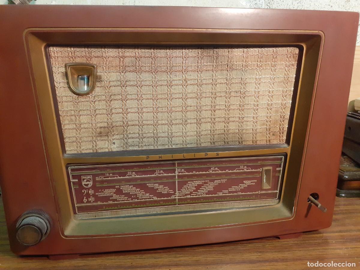 Radios de v&aacute;lvulas: R&agrave;dio Philips de v&agrave;lvules a&ntilde;os 50 - Foto 1