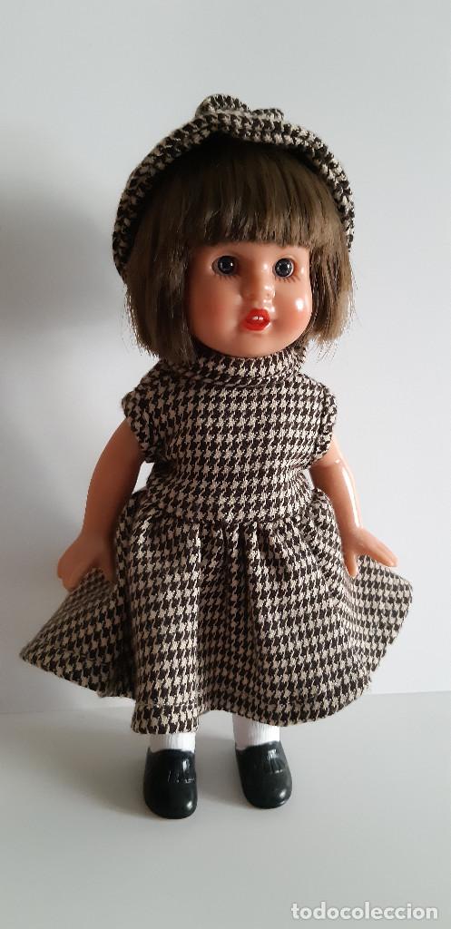 Reediciones mu&ntilde;ecas espa&ntilde;olas: MU&Ntilde;ECA MARIQUITA PEREZ MINI 20CM - Foto 1