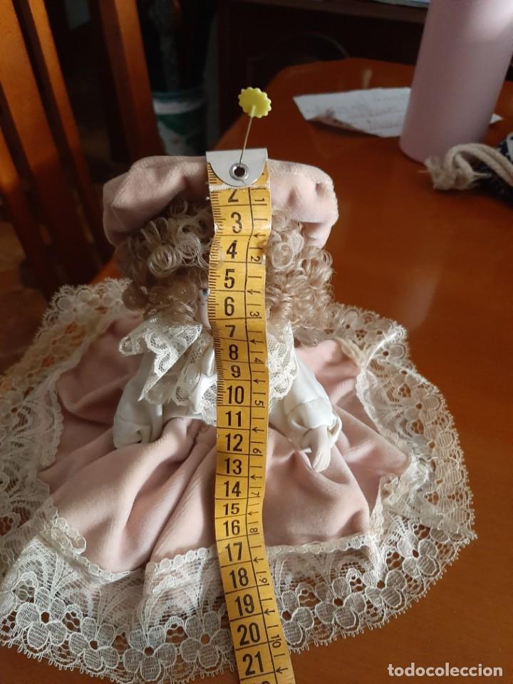 Reediciones mu&ntilde;ecas espa&ntilde;olas: MU&Ntilde;ECA DE PORCELANA sentada y vestida - Foto 3