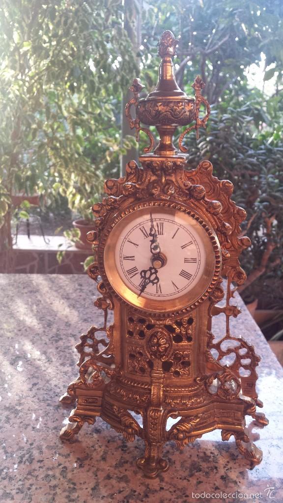 Relojes autom&aacute;ticos: antiguo reloj de bronce. - Foto 1