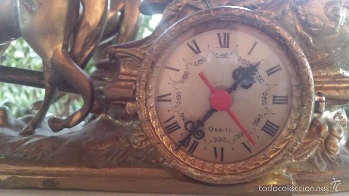 Relojes autom&aacute;ticos: ANTIGUO RELOJ DE BRONCE Y BASE DE MARMOL - Foto 2