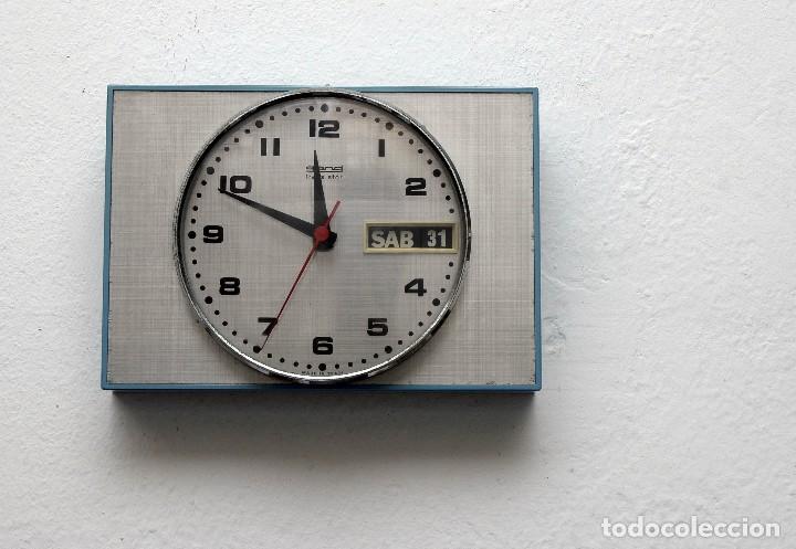 Relojes autom&aacute;ticos: reloj de pared con calendario - Foto 8