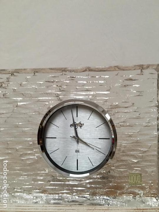 Relojes autom&aacute;ticos: RELOJ SOBREMESA JAPONES MARCA LOFTY-HOYA - Foto 2