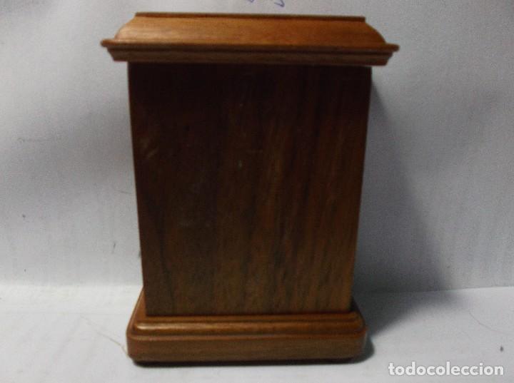 Relojes autom&aacute;ticos: RELOJ CON CAJA DE MADERA SAPELY - Foto 2