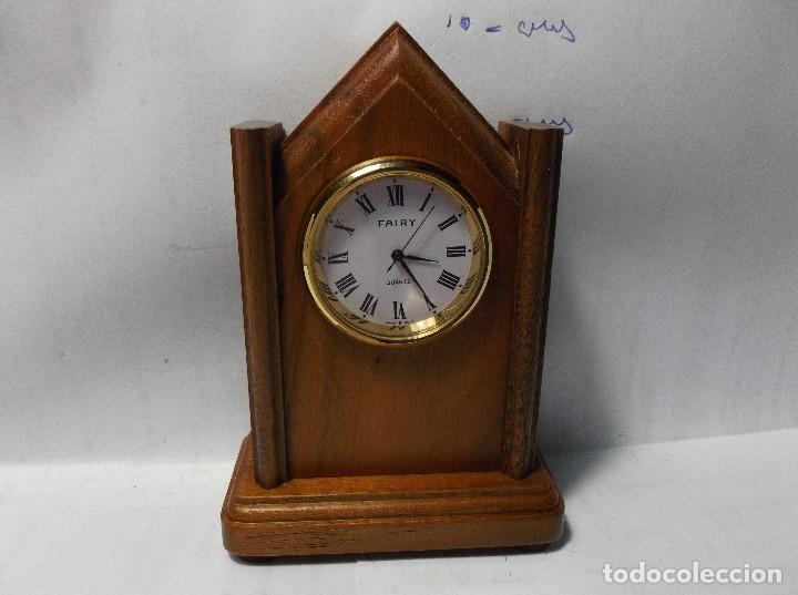 Relojes autom&aacute;ticos: RELOJ CON CAJA DE MADERA SAPELY - Foto 1
