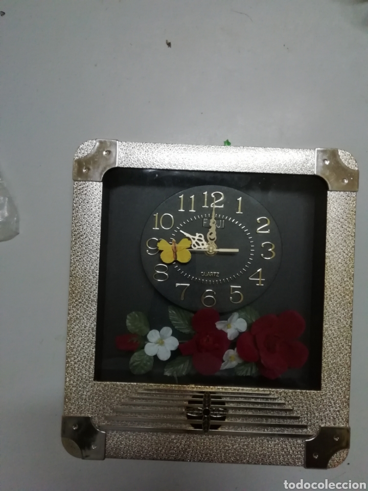 Relojes autom&aacute;ticos: Reloj de pared vintage pl&aacute;stico - Foto 1
