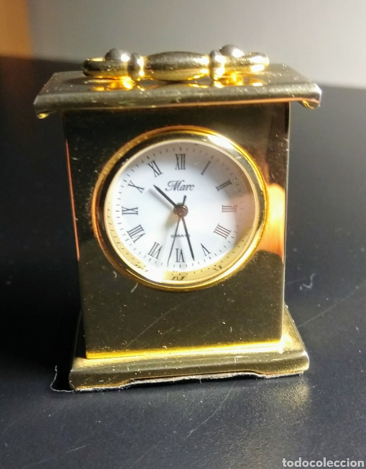 Relojes autom&aacute;ticos: Reloj miniatura dorado - Foto 1